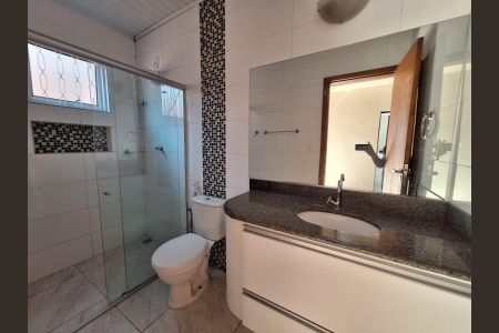 Casa à venda com 287m², 3 quartos e 4 vagasBanheiro