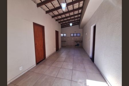 Casa à venda com 287m², 3 quartos e 4 vagasÁrea externa