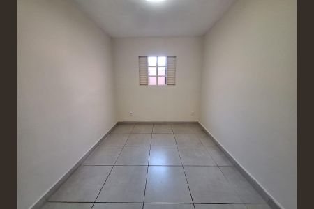 Casa à venda com 287m², 3 quartos e 4 vagasQuarto