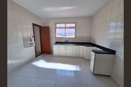 Casa à venda com 287m², 3 quartos e 4 vagasCozinha