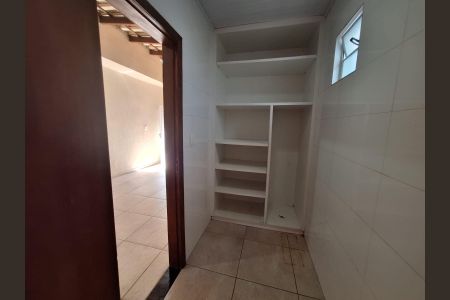 Casa à venda com 287m², 3 quartos e 4 vagasDispensa