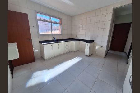 Casa à venda com 287m², 3 quartos e 4 vagasCozinha