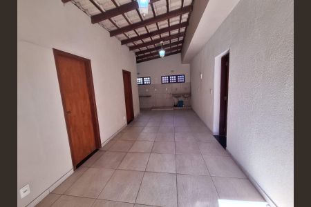 Casa à venda com 287m², 3 quartos e 4 vagasÁrea externa