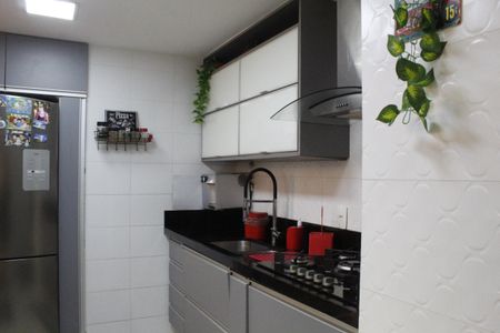 Casa de condomínio à venda com 117m², 4 quartos e 2 vagasCozinha