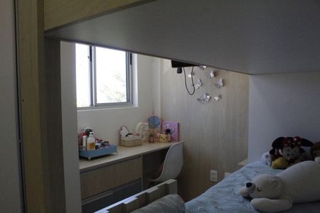 Casa de condomínio à venda com 117m², 4 quartos e 2 vagasQuarto 2