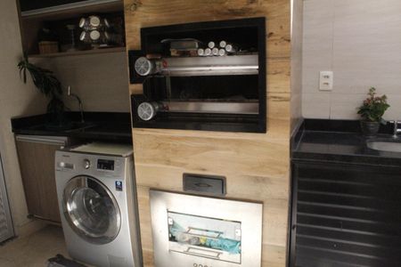 Casa de condomínio à venda com 117m², 4 quartos e 2 vagasChurrasqueira