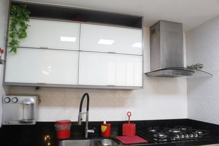 Casa de condomínio à venda com 117m², 4 quartos e 2 vagasCozinha