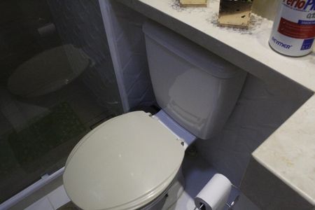 Casa de condomínio à venda com 117m², 4 quartos e 2 vagasBanheiro Social