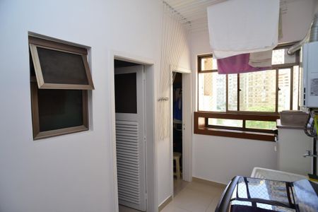 Apartamento à venda com 179m², 4 quartos e 3 vagasÁrea de Serviço