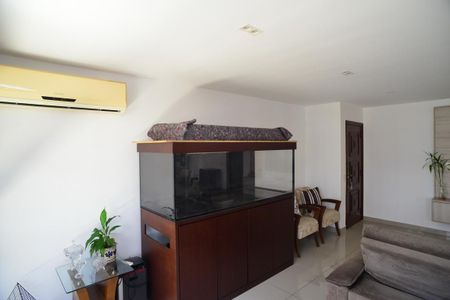 Apartamento à venda com 179m², 4 quartos e 3 vagasSala