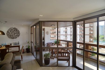 Apartamento à venda com 179m², 4 quartos e 3 vagasSala