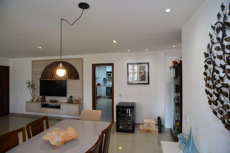 Apartamento à venda com 179m², 4 quartos e 3 vagasSala