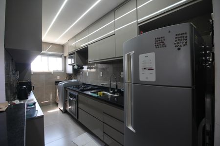 Apartamento à venda com 64m², 2 quartos e 1 vagaCozinha