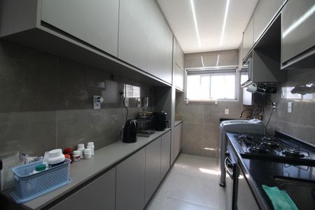 Apartamento à venda com 64m², 2 quartos e 1 vagaCozinha