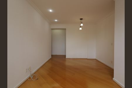 Apartamento para alugar com 70m², 3 quartos e 2 vagasSala