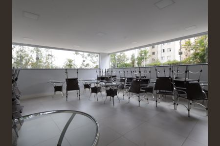 Apartamento para alugar com 70m², 3 quartos e 2 vagasÁrea comum - Salão de festas