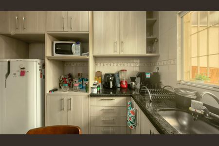 Casa à venda com 92m², 3 quartos e 2 vagasCozinha