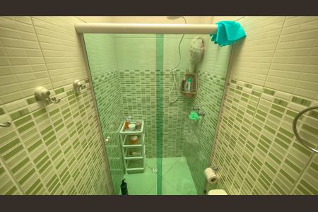 Casa à venda com 92m², 3 quartos e 2 vagasBanheiro