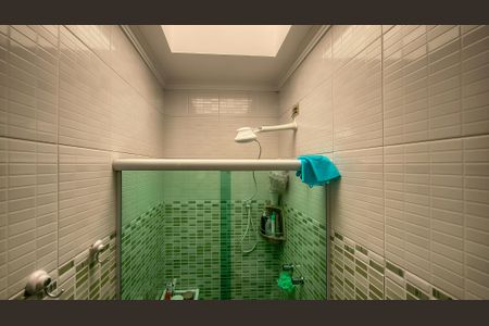 Casa à venda com 92m², 3 quartos e 2 vagasBanheiro