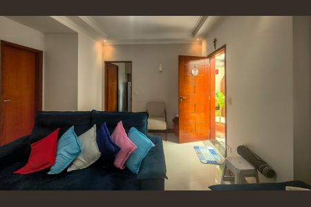 Casa à venda com 92m², 3 quartos e 2 vagasSala