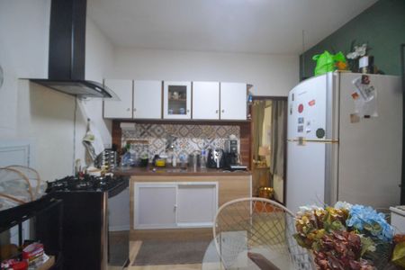 Apartamento para alugar com 68m², 2 quartos e sem vagaCozinha