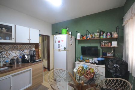 Apartamento para alugar com 68m², 2 quartos e sem vagaCozinha