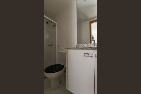 Apartamento para alugar com 170m², 3 quartos e 2 vagas Apartamento para alugar com 170m², 3 quartos e 2 vagasBanheiro Social 2