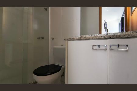Apartamento para alugar com 170m², 3 quartos e 2 vagas Apartamento para alugar com 170m², 3 quartos e 2 vagasBanheiro Social 2