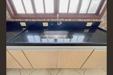 Casa à venda com 200m², 2 quartos e 3 vagasCozinha