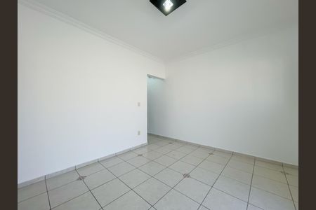 Casa à venda com 200m², 2 quartos e 3 vagasSala