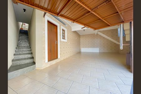 Casa à venda com 200m², 2 quartos e 3 vagasGaragem