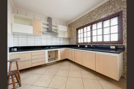 Casa à venda com 200m², 2 quartos e 3 vagasCozinha