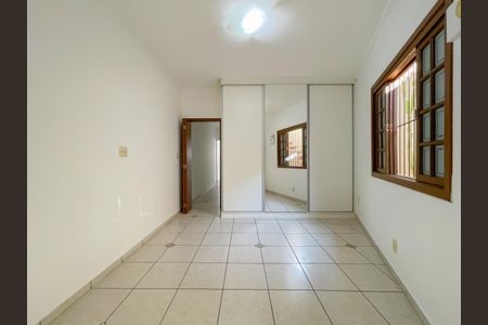 Casa à venda com 200m², 2 quartos e 3 vagasSuíte 1