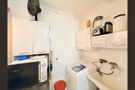 Apartamento à venda com 57m², 2 quartos e 1 vagaÁrea de Serviço