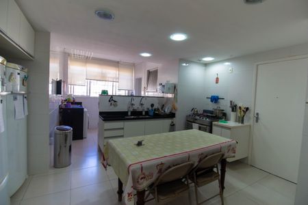 Apartamento à venda com 288m², 4 quartos e 2 vagas