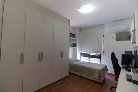 Apartamento à venda com 288m², 4 quartos e 2 vagas