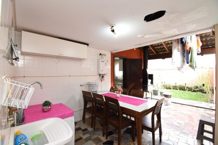 Casa para alugar com 240m², 4 quartos e 2 vagasÁrea de Serviço