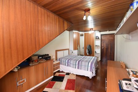 Casa para alugar com 240m², 4 quartos e 2 vagasQuarto 2