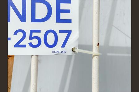 Casa à venda com 110m², 3 quartos e 1 vagaKQAP-205