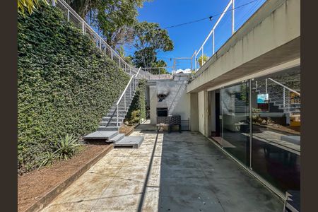 Casa para alugar com 400m², 4 quartos e 3 vagas