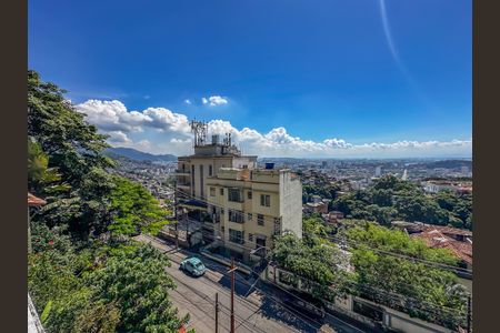 Casa para alugar com 400m², 4 quartos e 3 vagas