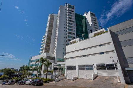 Apartamento à venda com 36m², 1 quarto e 1 vaga Apartamento à venda com 36m², 1 quarto e 1 vagaFachada