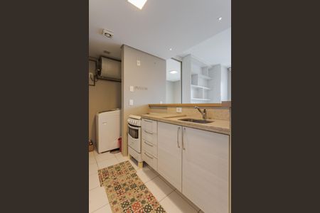Apartamento à venda com 36m², 1 quarto e 1 vaga Apartamento à venda com 36m², 1 quarto e 1 vagaCozinha e Área de Serviço
