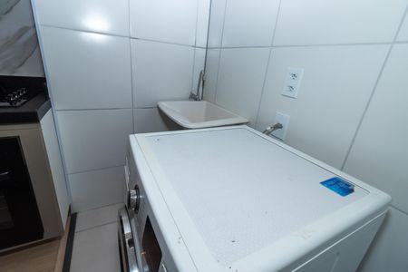 Apartamento à venda com 34m², 2 quartos e sem vaga Apartamento à venda com 34m², 2 quartos e sem vagaCozinha e Área de Serviço