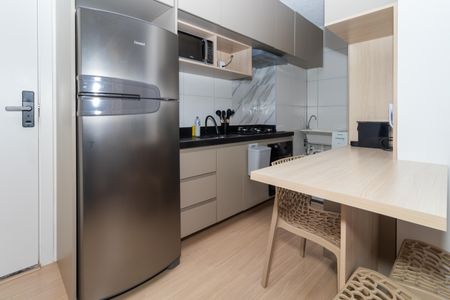 Apartamento à venda com 34m², 2 quartos e sem vaga Apartamento à venda com 34m², 2 quartos e sem vagaCozinha e Área de Serviço