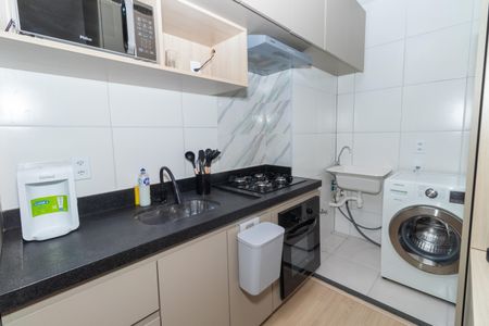 Apartamento à venda com 34m², 2 quartos e sem vaga Apartamento à venda com 34m², 2 quartos e sem vagaCozinha e Área de Serviço