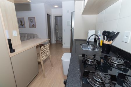 Apartamento à venda com 34m², 2 quartos e sem vaga Apartamento à venda com 34m², 2 quartos e sem vagaCozinha e Área de Serviço