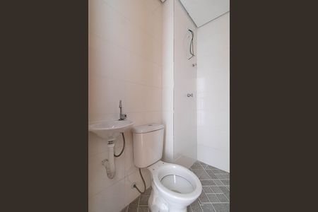 Apartamento para alugar com 45m², 2 quartos e 1 vaga Apartamento para alugar com 45m², 2 quartos e 1 vagaBanheiro