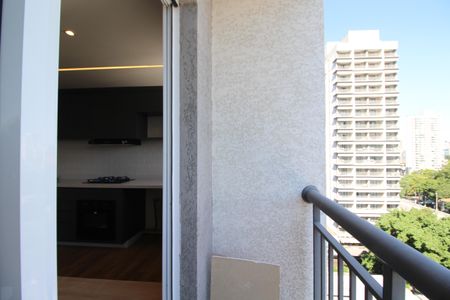 Apartamento para alugar com 37m², 1 quarto e sem vaga Apartamento para alugar com 37m², 1 quarto e sem vagaVaranda