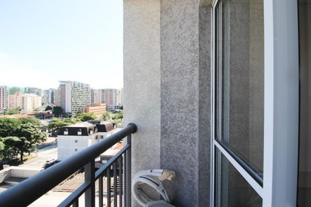 Apartamento para alugar com 37m², 1 quarto e sem vaga Apartamento para alugar com 37m², 1 quarto e sem vagaVaranda